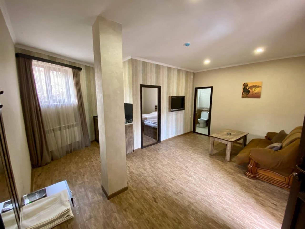 Tsaghkadzor Inn Hotel Buitenkant foto